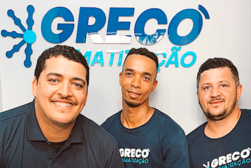 Equipe técnica da Greco Climatização